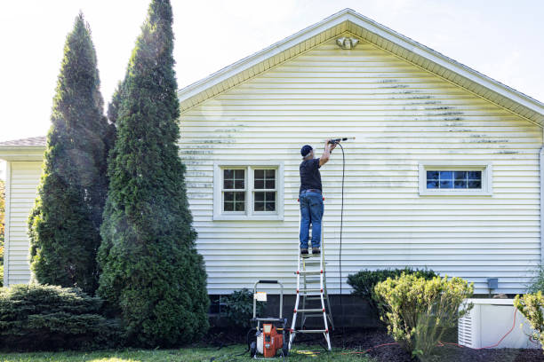 Best Animal Enclosure Cleaning  in Mona, UT